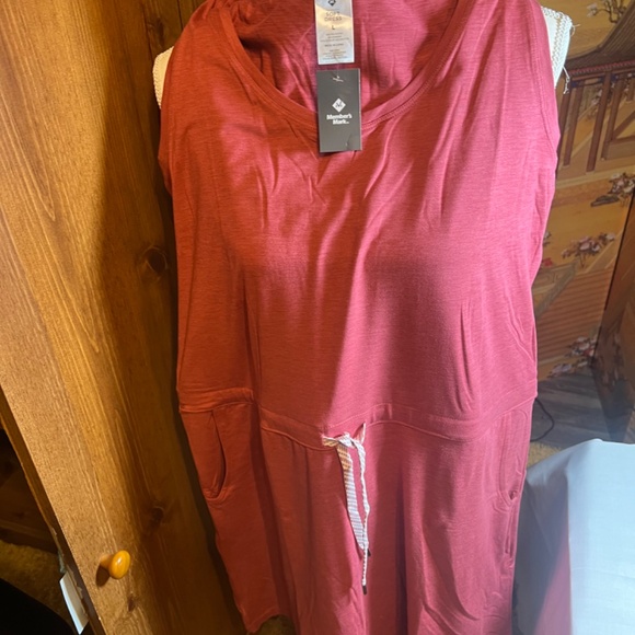 2 members mark soft dresses - Picture 11 of 13